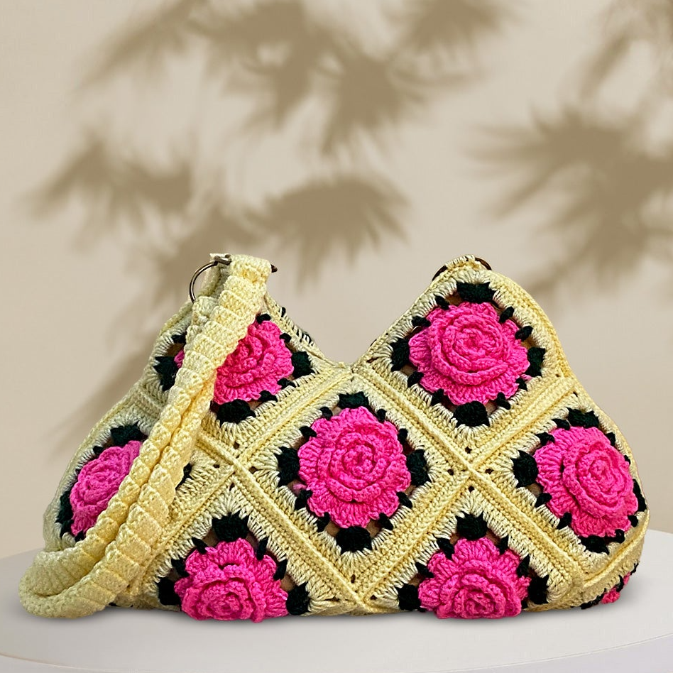 VOLUME 1: skin crochet bag with flower pattern