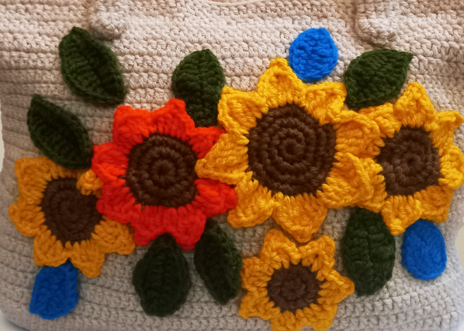 BEIGE WITH CROCHET SUNFLOWERS