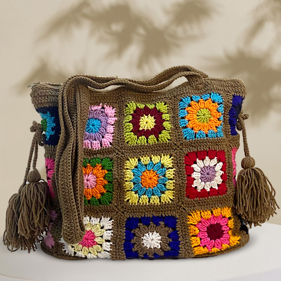 VOLUME 1: Skin crochet bag with beautiful patterns