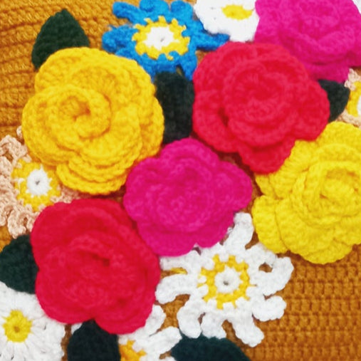Floral crochet bag