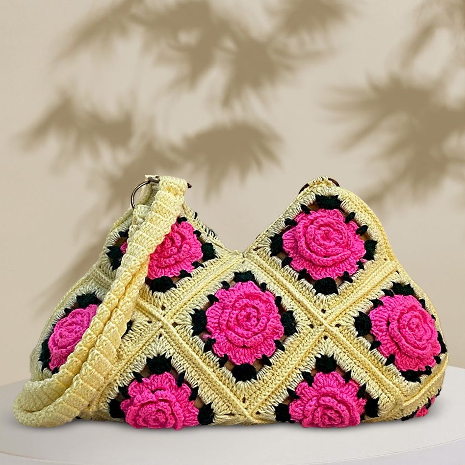 VOLUME 1:  skin crochet bag with flower pattern