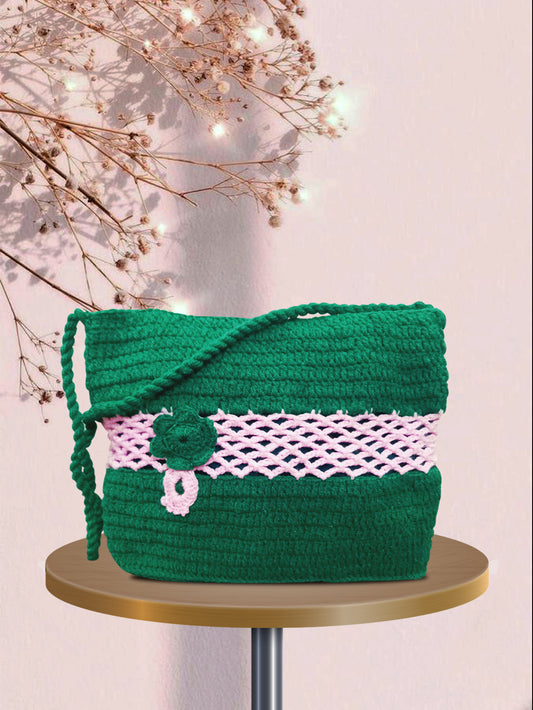 Green crochet bag