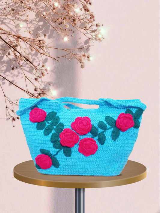 Ferozi with shoking pink flowers