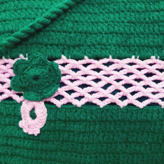 Green crochet bag